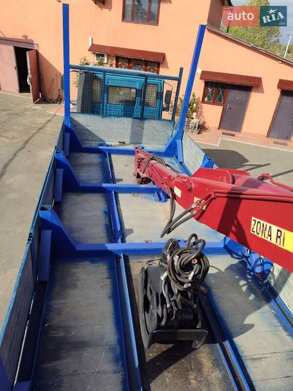 Кран-манипулятор Iveco EuroCargo 2002 в Киеве