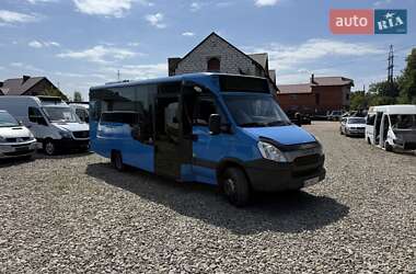 Туристический / Междугородний автобус Iveco EuroCargo 2013 в Стрые