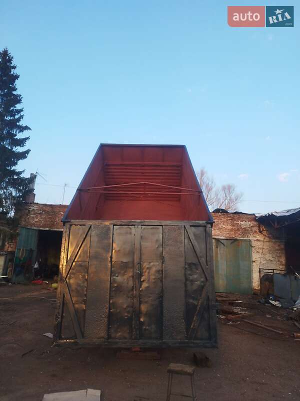 Самосвал Iveco EuroTech 2000 в Носовке