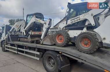 Эвакуатор Iveco EuroTech 2001 в 