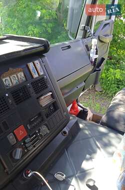 Тентованый Iveco EuroTech 2001 в 