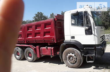 Самосвал Iveco EuroTrakker 2003 в Черновцах