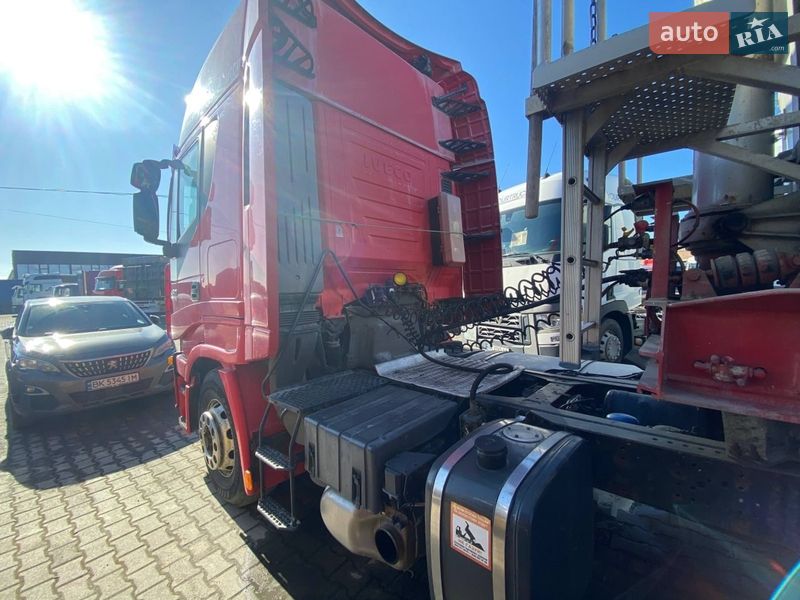 Тягач Iveco Magirus 2007 в Ровно