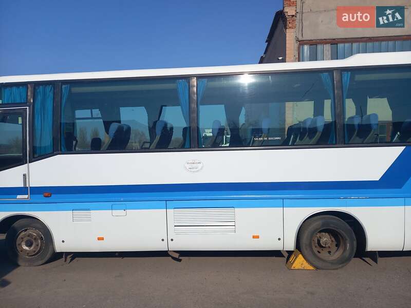 Туристичний / Міжміський автобус Iveco Mago 1994 в Черкасах