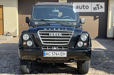 Внедорожник / Кроссовер Iveco Massif 2009 в 