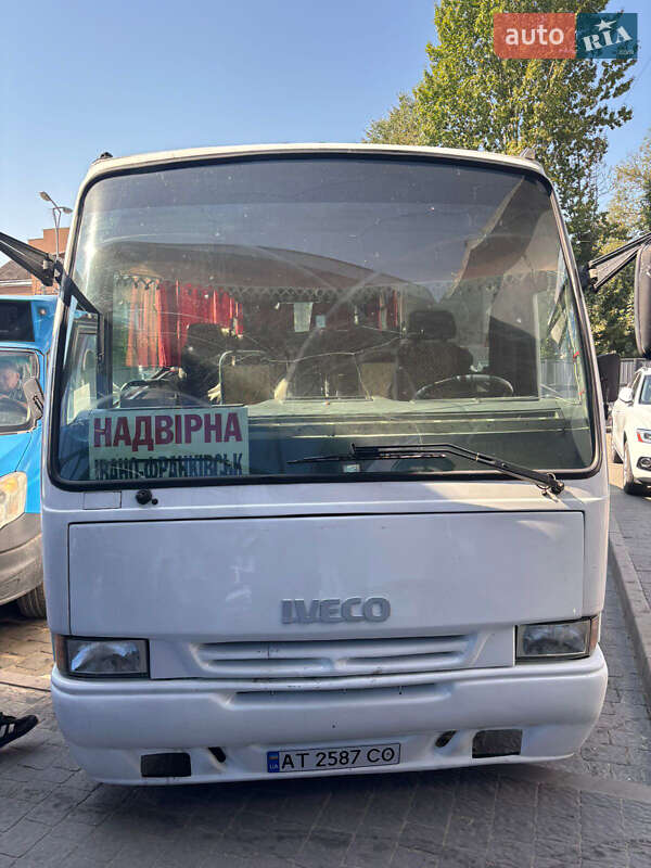 Пригородный автобус Iveco Pegaso 1996 в 