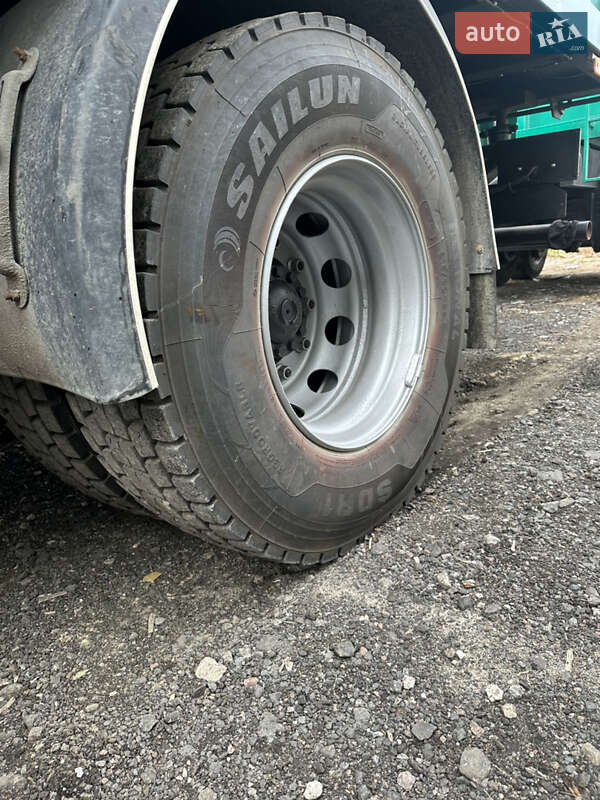 Самоскид Iveco Stralis 2012 в Києві