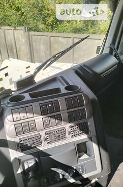 Тягач Iveco Stralis 2012 в 