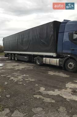 Тягач Iveco Stralis 2008 в Мукачевому