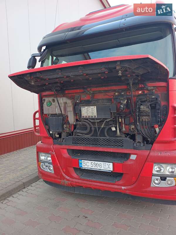 Тягач Iveco Stralis 2011 в Городке