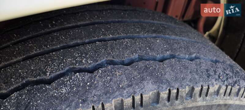 Тягач Iveco Stralis 2004 в Умані