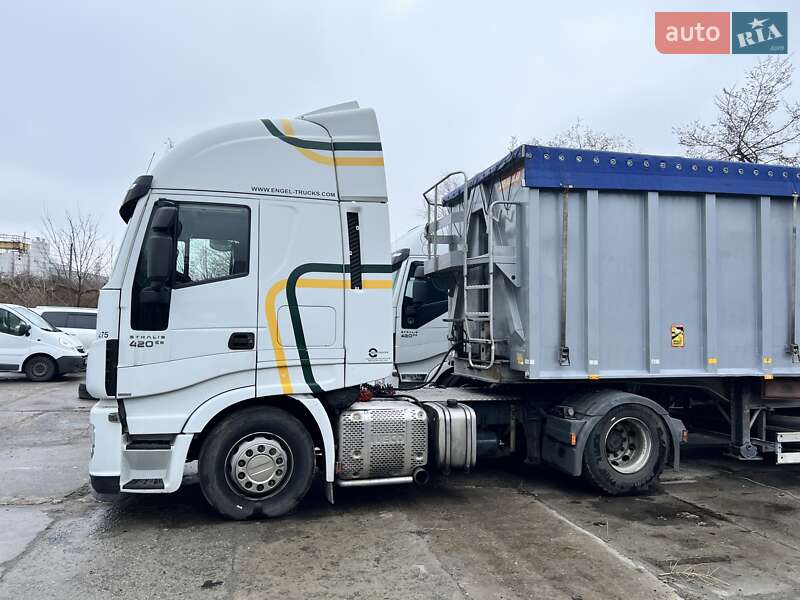 Тягач Iveco Stralis 2014 в 