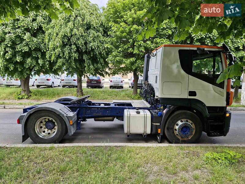 Тягач Iveco Stralis 2017 в 