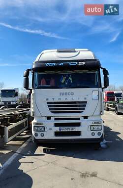 Вантажний фургон Iveco Stralis 2006 в 