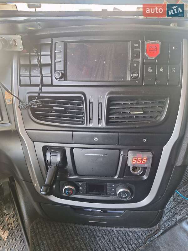 Тягач Iveco Stralis 2014 в Мукачевому