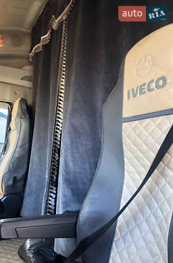 Тягач Iveco Stralis 2011 в 