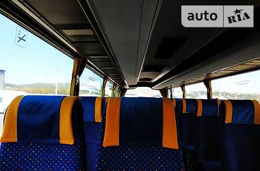 Туристический / Междугородний автобус Iveco Touring 2006 в Черновцах