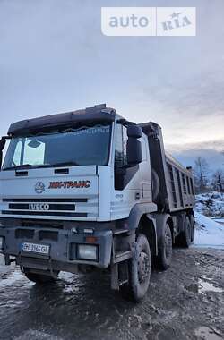 Самосвал Iveco Trakker 2002 в Полтаве