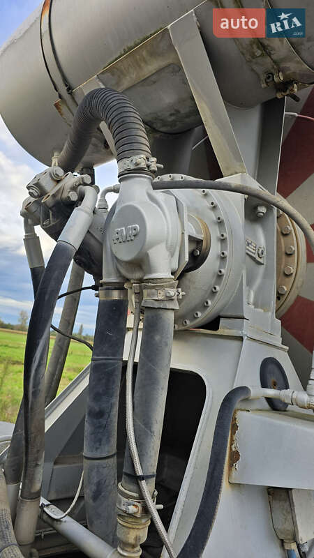 Бетономешалка (Миксер) Iveco Trakker 2011 в Умани