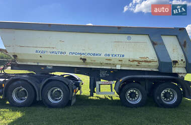 Самосвал Iveco Trakker 2007 в 