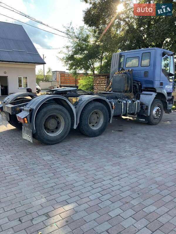Тягач Iveco Trakker 2007 в Рогатине