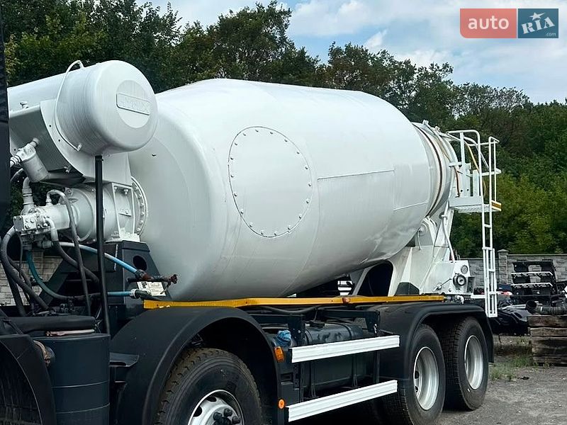 Бетономешалка (Миксер) Iveco Trakker 2016 в Луцке
