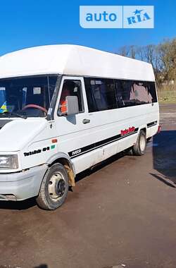 Приміський автобус Iveco TurboDaily пасс. 1999 в Міжгір'ї