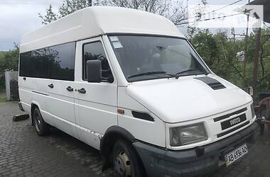 Микроавтобус Iveco TurboDaily 2002 в 