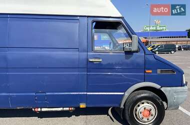 Грузовой фургон Iveco TurboDaily 1999 в 
