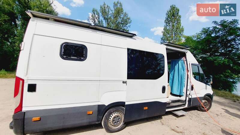 Дом на колесах Iveco TurboDaily 2017 в Киеве