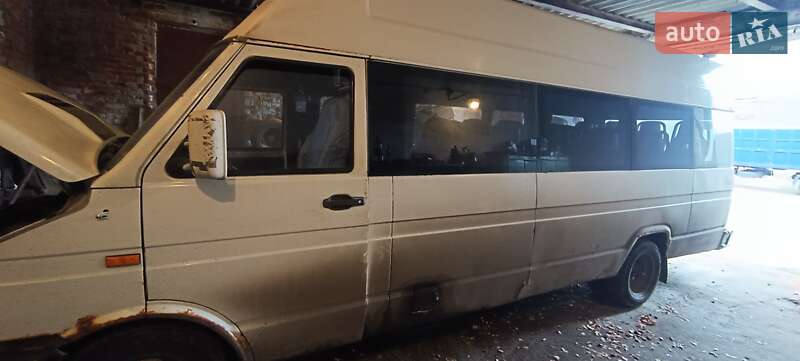 Микроавтобус Iveco TurboDaily 1997 в 