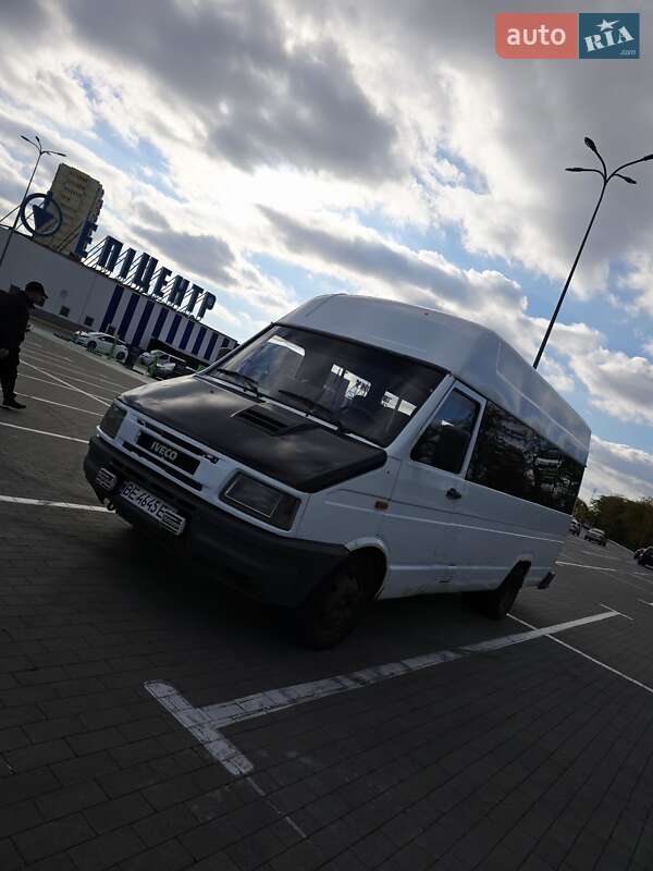 Мікроавтобус Iveco TurboDaily 1999 в Одесі фото 4 Мікроавтобус Iveco TurboDaily 1999 в Одесі