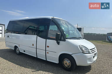 Микроавтобус Iveco Wing 2009 в 