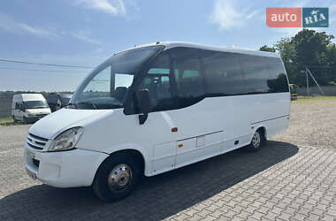 Микроавтобус Iveco Wing 2009 в 