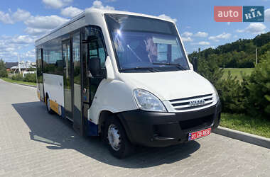 Городской автобус Iveco Wing 2010 в Луцке
