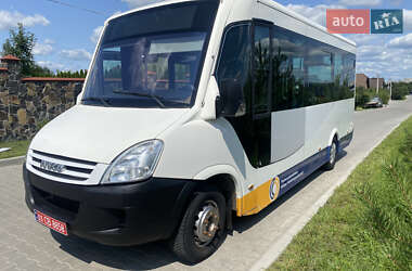 Городской автобус Iveco Wing 2010 в 