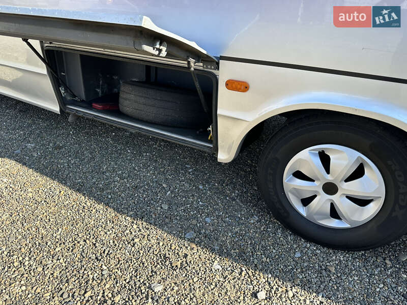 Микроавтобус Iveco Wing 2008 в Черновцах фото 16 Микроавтобус Iveco Wing 2008 в Черновцах