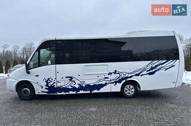 Мікроавтобус Iveco Wing 2008 в Чернівцях