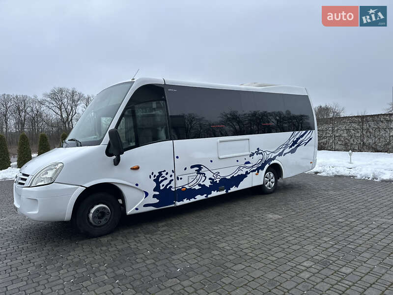 Мікроавтобус Iveco Wing 2008 в Чернівцях
