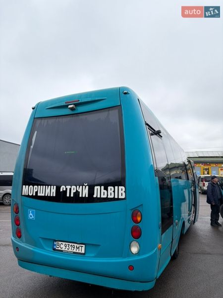 Туристичний / Міжміський автобус Iveco Wing 2013 в Стрию