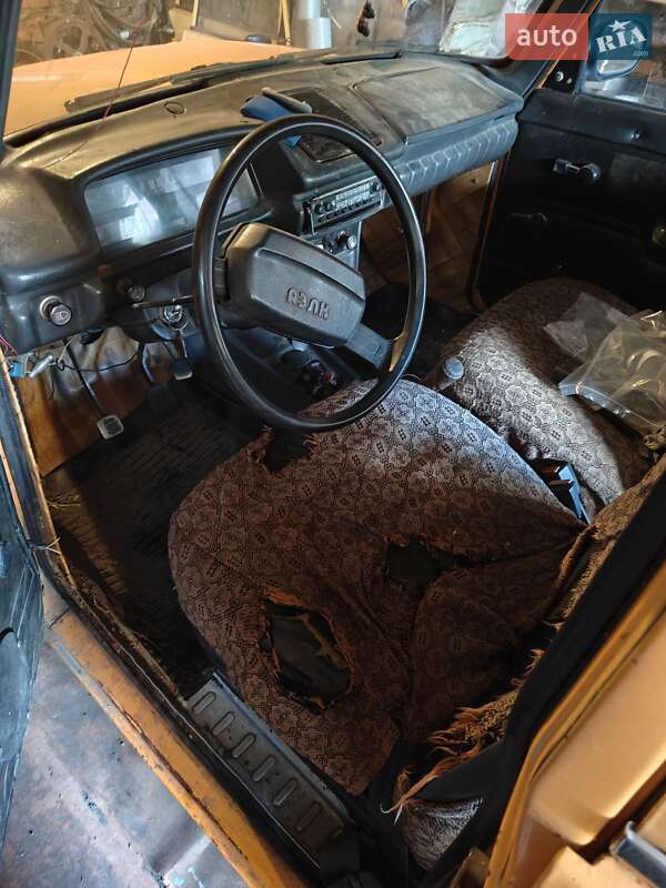 Хэтчбек ИЖ 21251 Комби 1987 в Ромнах