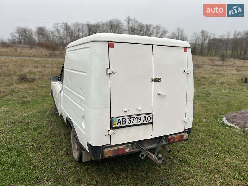 Пикап ИЖ 2715 1991 в Тростянце