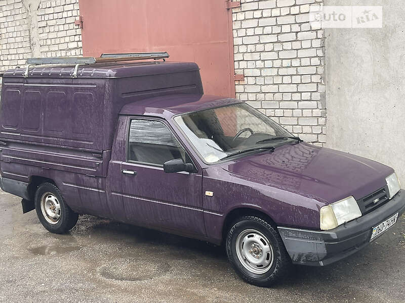 Пикап ИЖ 2717 Ода 2002 в 