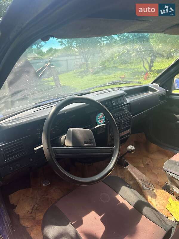 Седан ИЖ 2717 Ода 2001 в Кропивницькому