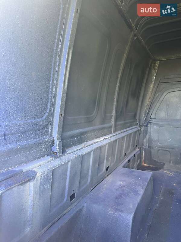 Седан ИЖ 2717 Ода 2001 в Кропивницькому