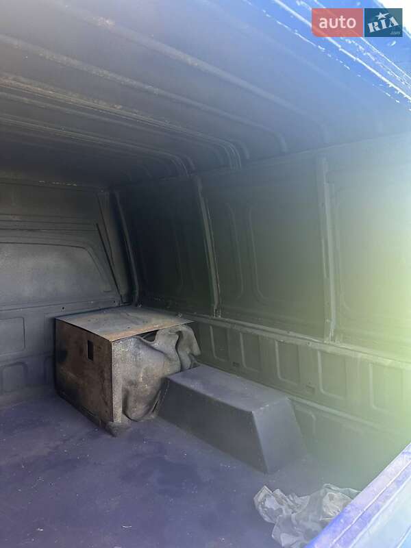 Седан ИЖ 2717 Ода 2001 в Кропивницькому