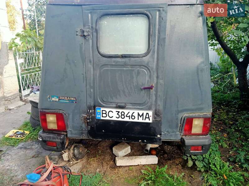 Пикап ИЖ 2717 Ода 2004 в Шептицькому