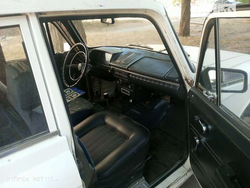 Седан ИЖ 412 ИЭ 1982 в Чернігові