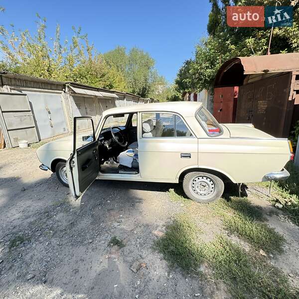 Седан ИЖ 412 ИЭ 1990 в Виннице
