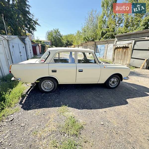 Седан ИЖ 412 ИЭ 1990 в Виннице